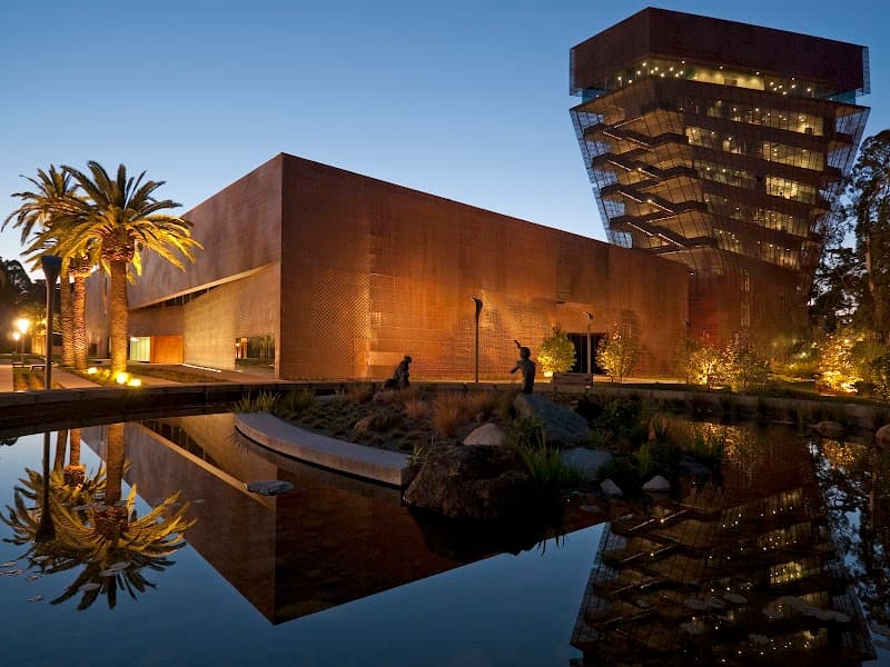 de Young Museum — view 1