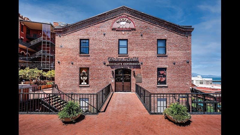 Ghirardelli Square — view 2