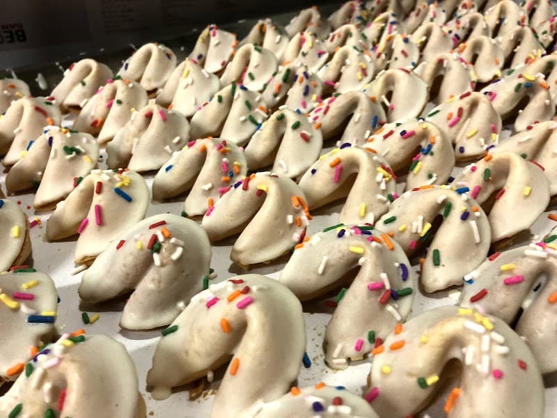 Golden Gate Fortune Cookie Factory - Photo 3