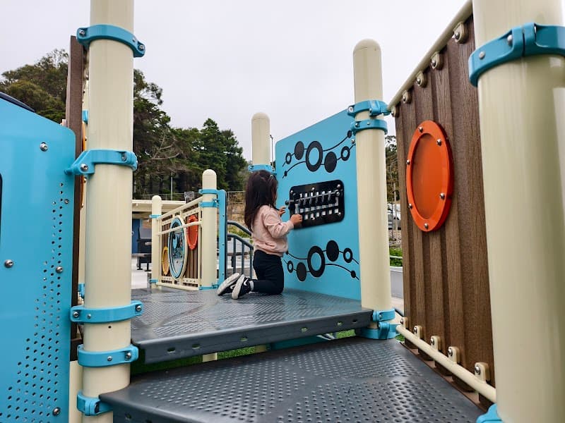 Herz Playground & Recreation Center (McLaren Park) — view 2