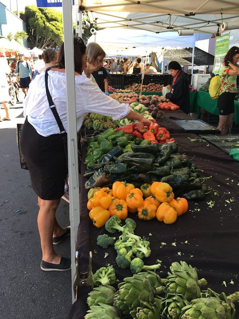 Inner Sunset Farmers Market — view 3