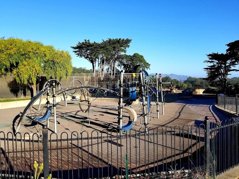 Julius Kahn Playground - Photo 1