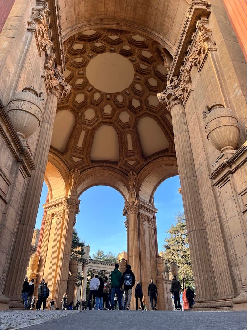 Palace of Fine Arts — view 2