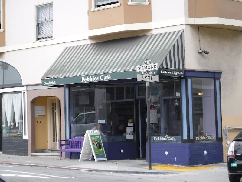 Pebble's Cafe - Photo 1