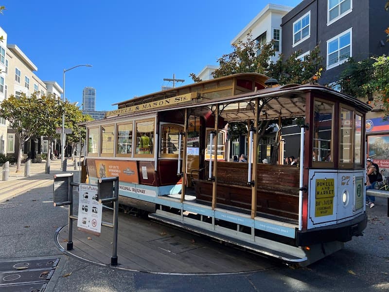 San Francisco Cable Cars - Photo 1