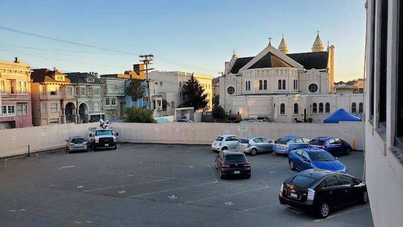 Tinkering School - Photo 1