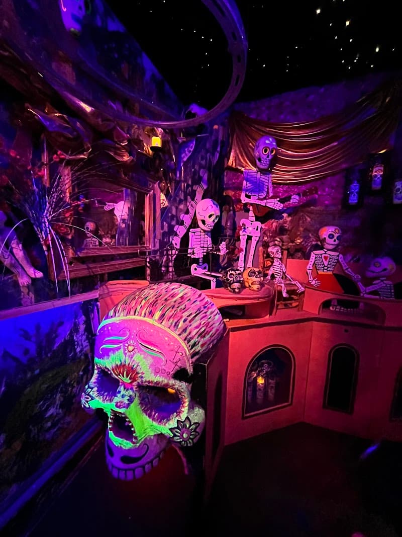 Holey Moley Birthday Parties - Photo 2