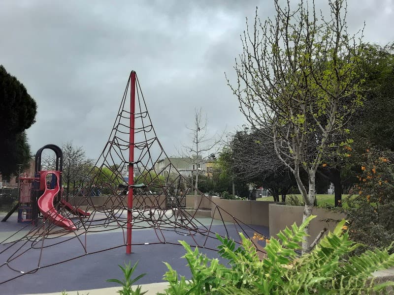 Victoria Manalo Draves Park — view 3